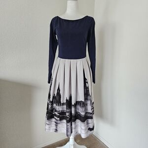 EShakti Elegant Navy and Gray London Cityscape Dress Size Small 4 Pockets